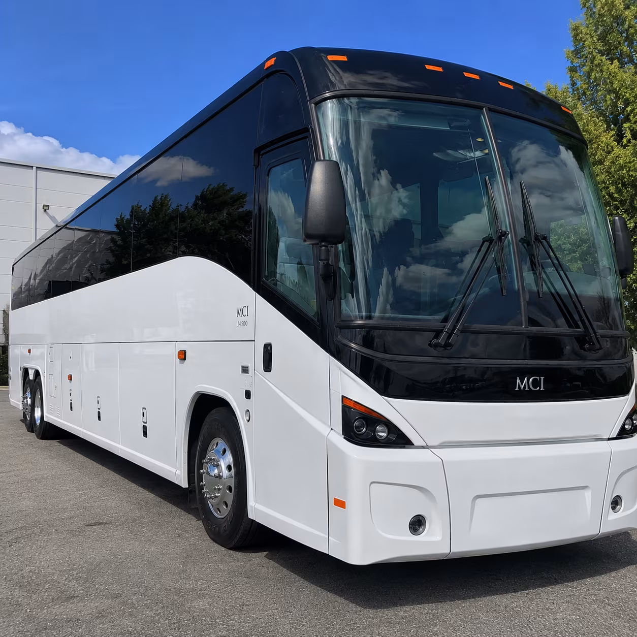 charter buses for rio rancho s film production and tech sector crews