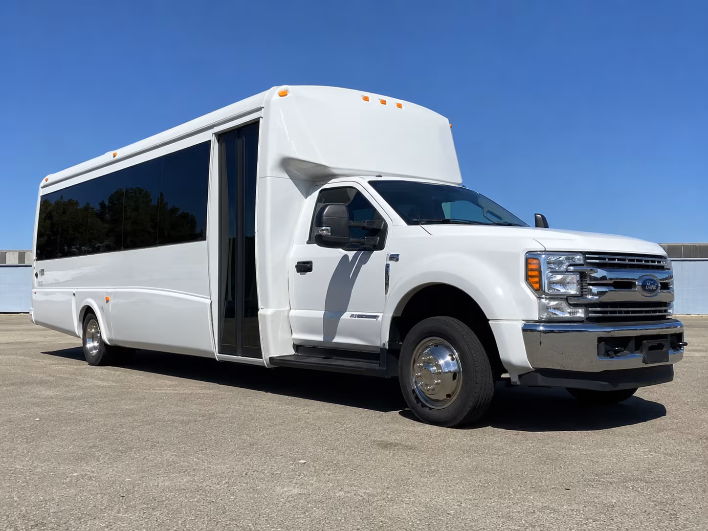rio rancho long distance transportation onboard seating